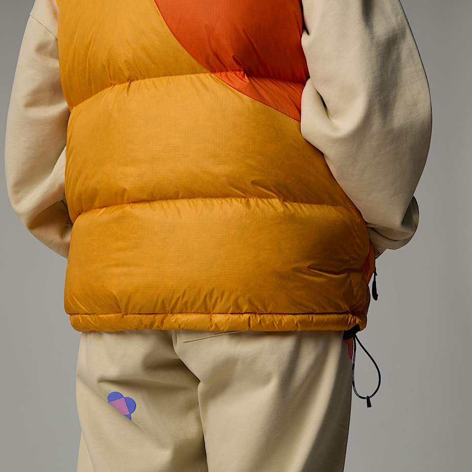 The North Face X Yinka Ilori Dunväst Herr Orange | NF0A89Y1Z