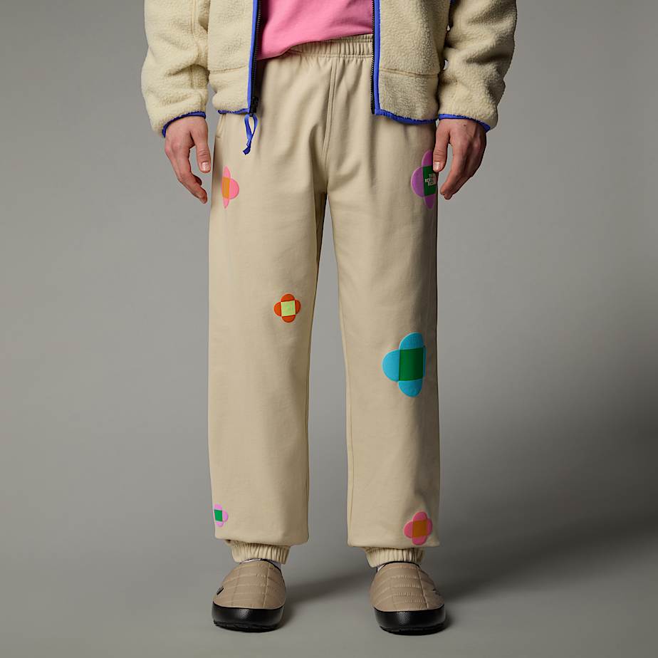 The North Face X Yinka Ilori Let's Blossom Together Joggingbyxor Herr Beige | NF0A03Y6W