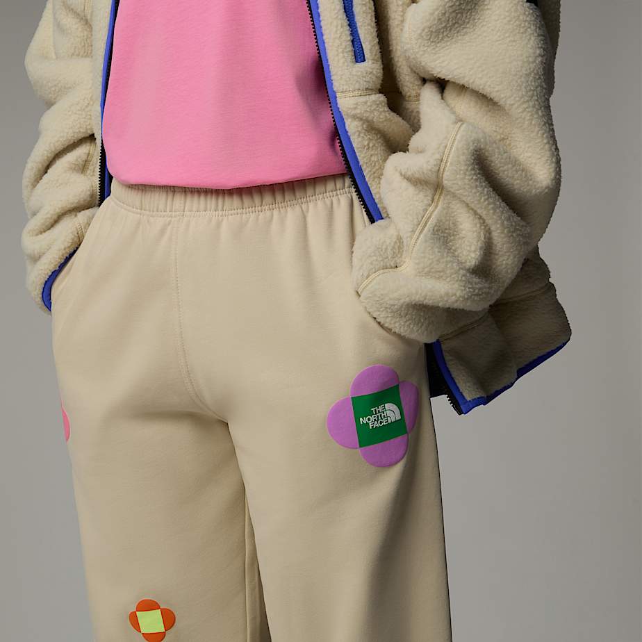 The North Face X Yinka Ilori Let's Blossom Together Joggingbyxor Herr Beige | NF0A03Y6W