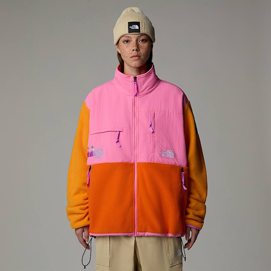 The North Face X Yinka Ilori Retro Denali Jackor Herr Orange | NF0A07F8S