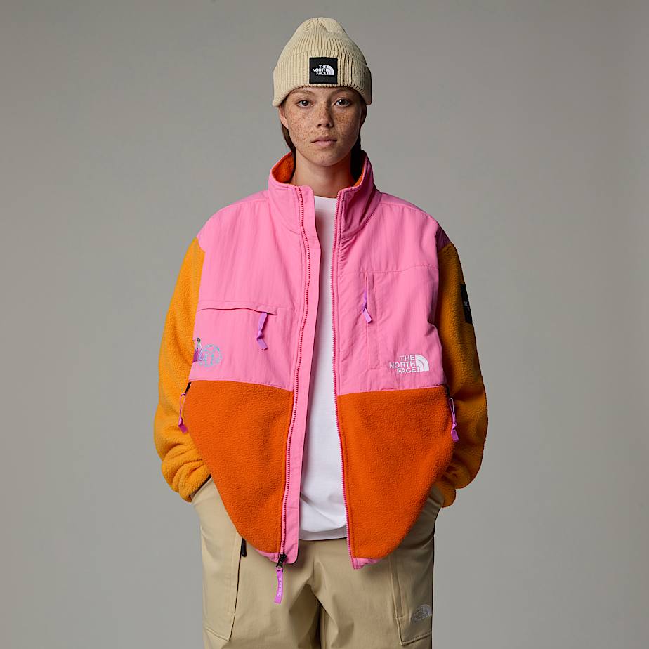 The North Face X Yinka Ilori Retro Denali Jackor Herr Orange | NF0A07F8S