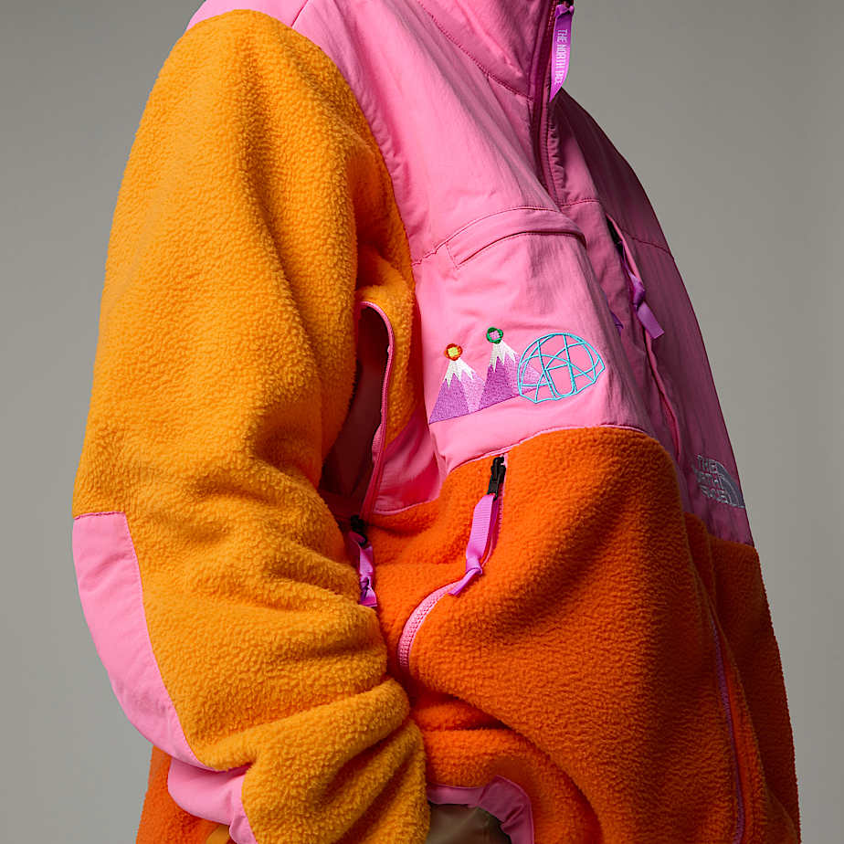 The North Face X Yinka Ilori Retro Denali Jackor Herr Orange | NF0A07F8S