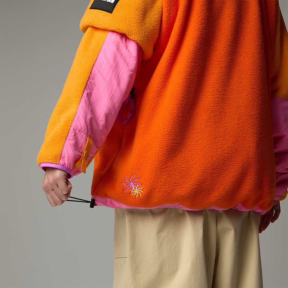 The North Face X Yinka Ilori Retro Denali Jackor Herr Orange | NF0A07F8S