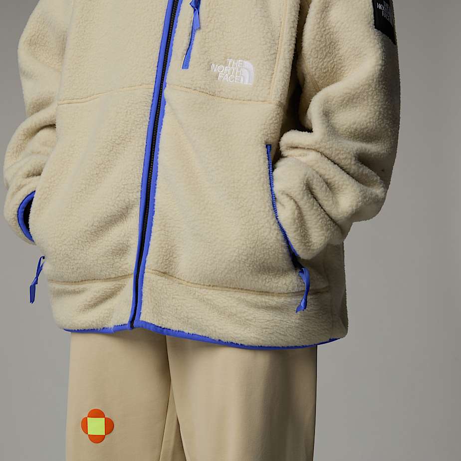 The North Face X Yinka Ilori Reversible Fleecejackor Dam Beige | NF0A02C1Y